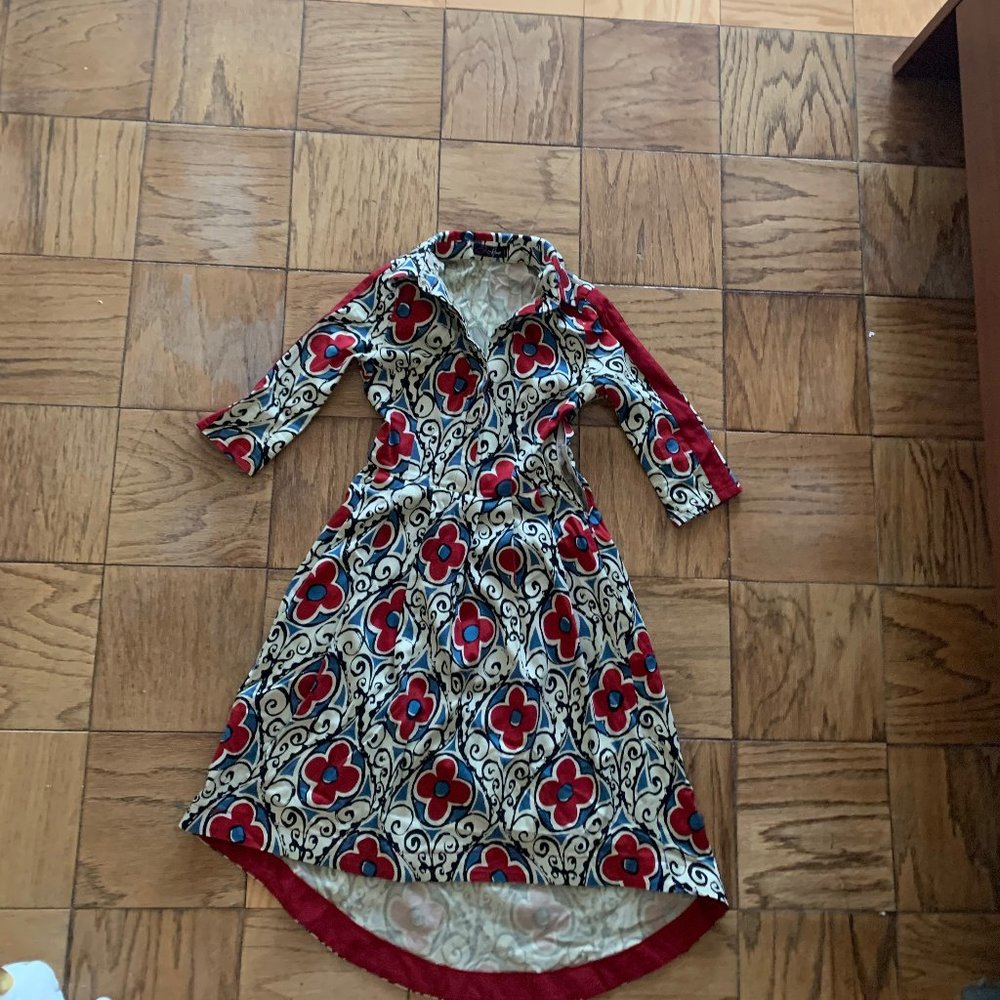 Asymmetric floral cotton dress with collar